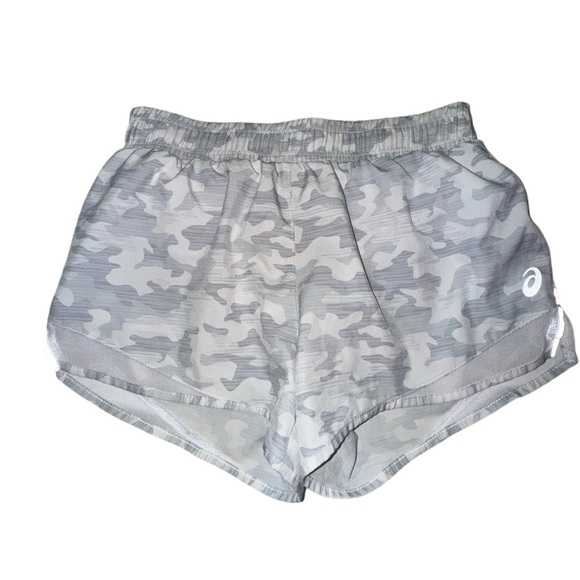ASICS Camouflage Athletic Shorts Women’s Size Extra Small - Picture 1 of 9